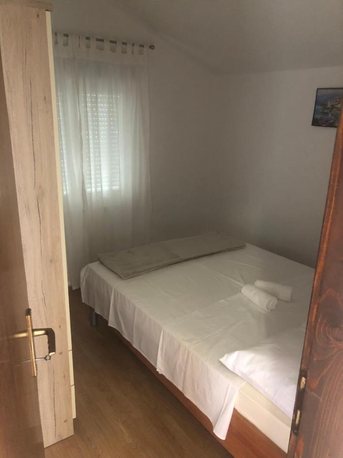 Danguba Apartamento Kremena Exterior foto